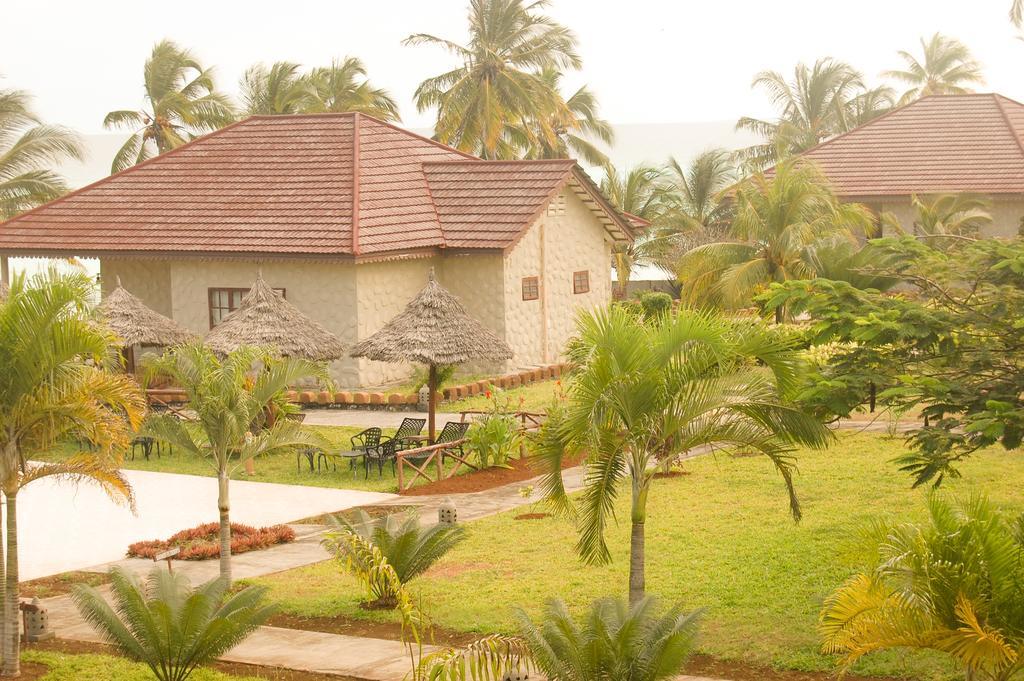 Swahili Beach Resort Zanzibar Bagian luar foto