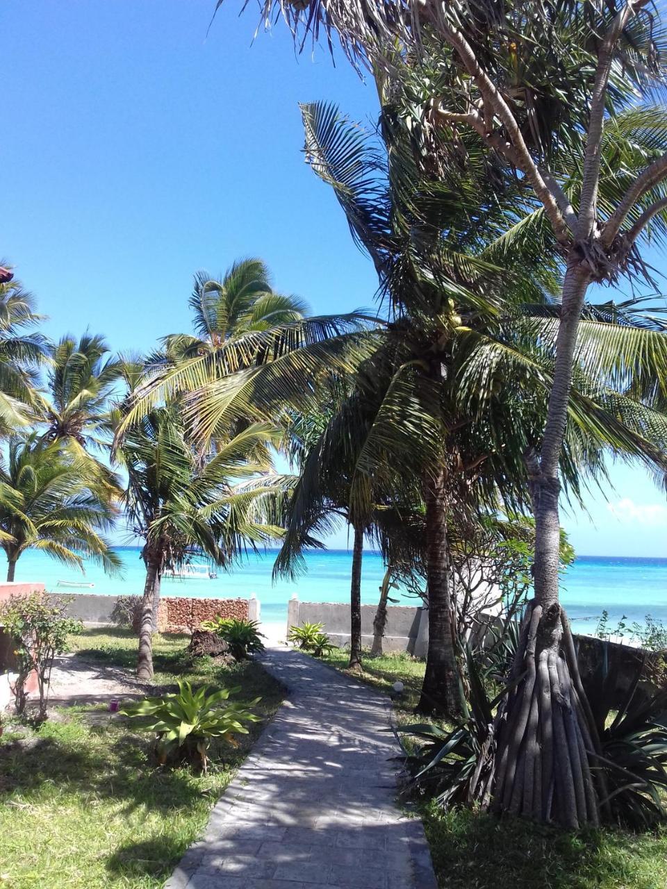 Swahili Beach Resort Zanzibar Bagian luar foto